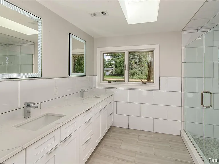 2800 Acorn Rd — Photo 18