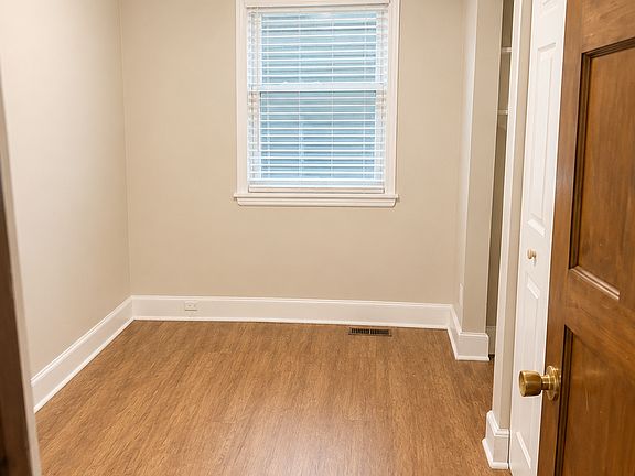 5th image of 891 Berkeley Rd APT B