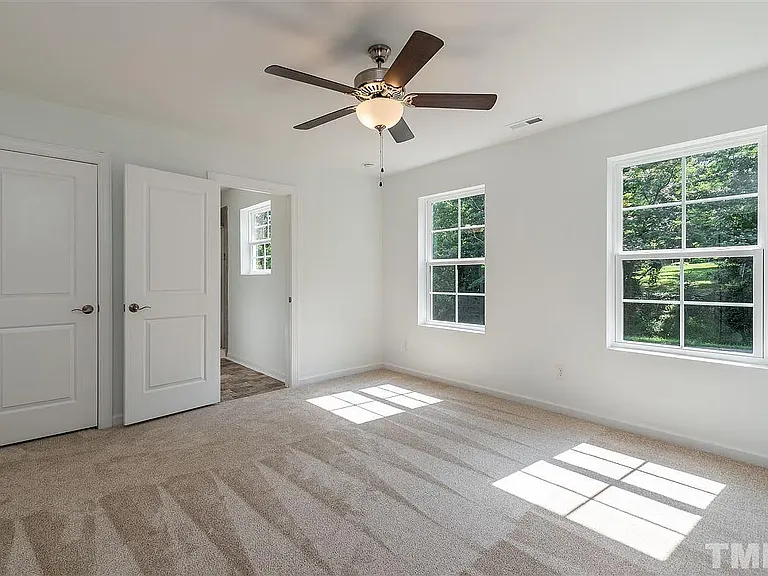 2526 Sumter — Photo 21