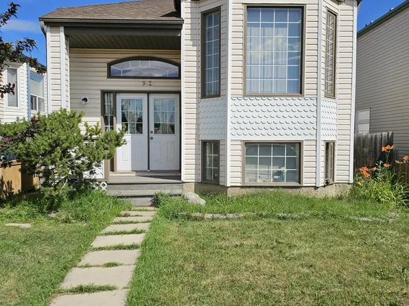 (undisclosed Address), Edmonton, AB T5H 4L7