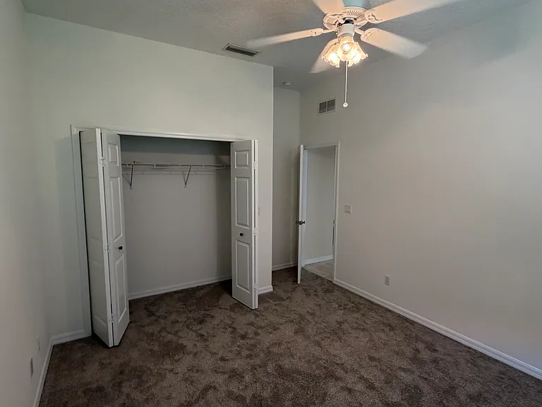 1208 Londonderry Cir — Photo 20