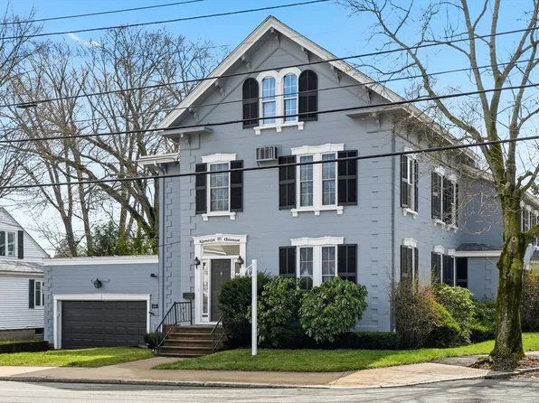 145 Kenoza Ave, Haverhill, MA 01830