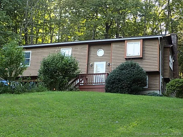 8 Linden Lane, New Milford, CT 06776