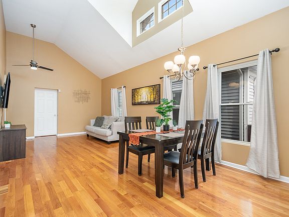5th image of 3139 Cuyler Ave