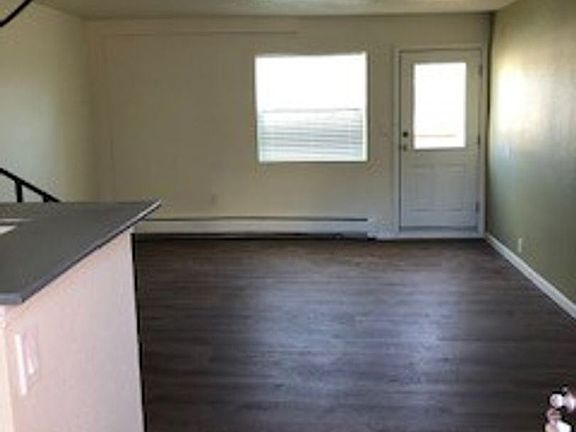 5th image of 13500 Skyline Dr #H207