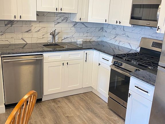 4th image of 3971 Lankenau Ave #2