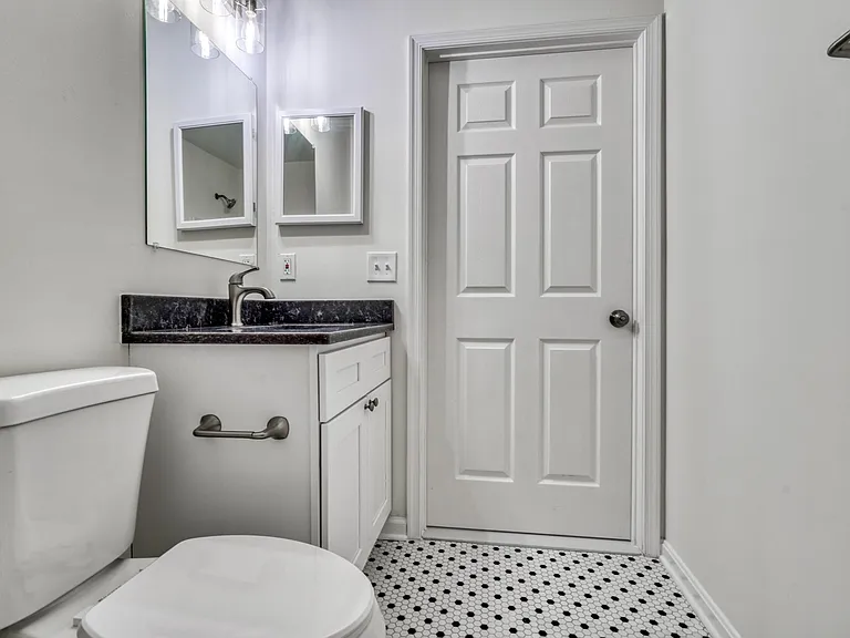 2501 Coleridge Dr #3D — Photo 33