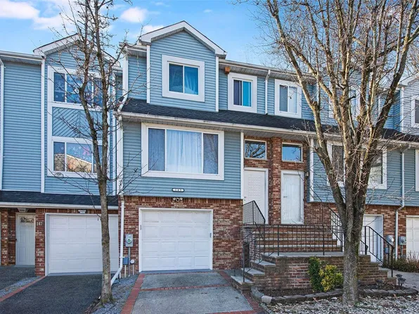 145 Pembrook Loop, Staten Island, NY 10309