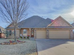 406 Windsor Rd, Midwest City, OK 73130