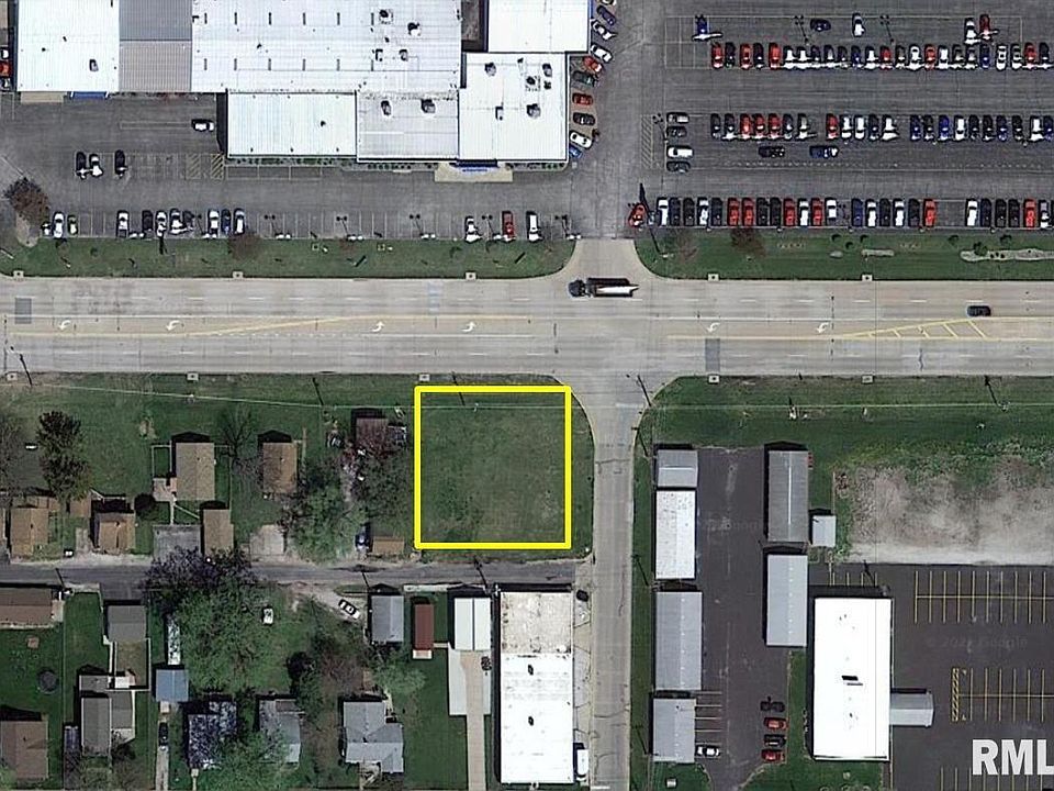 1st image of 330 1st Ave E