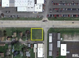 330 1st Ave E, Milan, IL