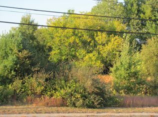 24 Garfield Rd, Auburn, ME 04210