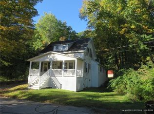 3 Nelson Rd, Springvale, ME 04083