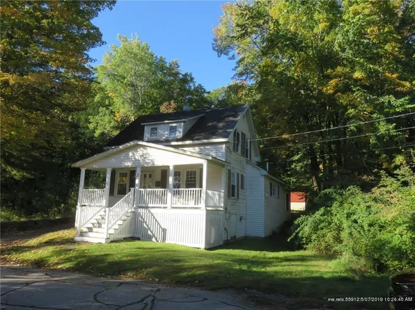 3 Nelson Rd, Springvale, ME 04083