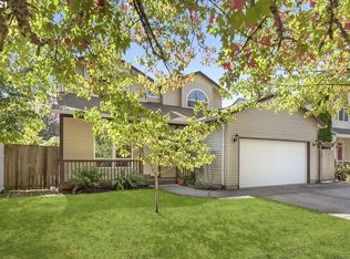 18263 Davis St, Sandy, OR 97055