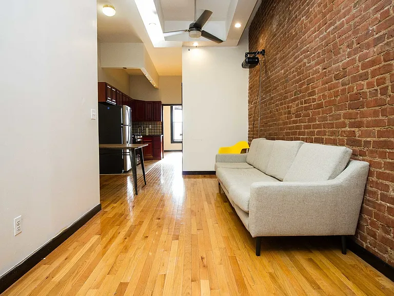 48 Wyckoff Ave #3R — Photo 9