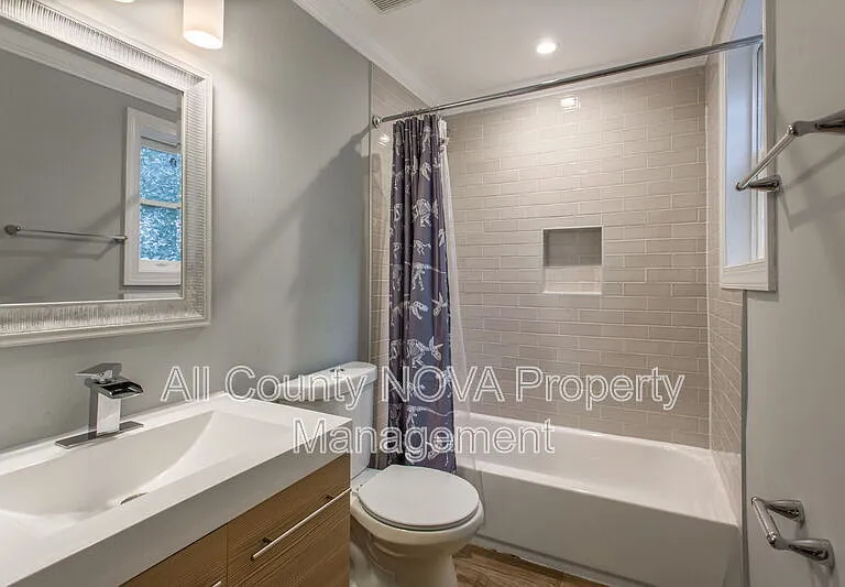 2217 14th St SE — Photo 12