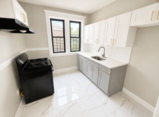 4 Carnegie Ave APT 4, East Orange, NJ 07018