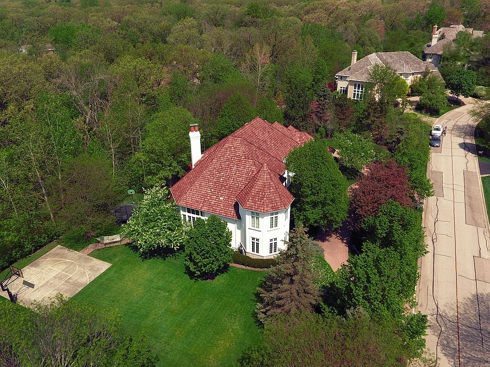 1st image of 684 Thorngate Ln
