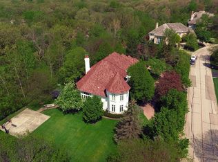 684 Thorngate Ln, Riverwoods, IL