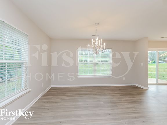 5th image of 107 Sawyer Ln