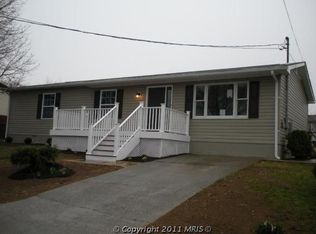 78 Merlin Dr, Inwood, WV 25428