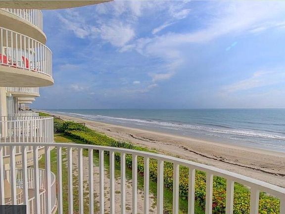 4th image of 2225 Highway A1a 405 #405