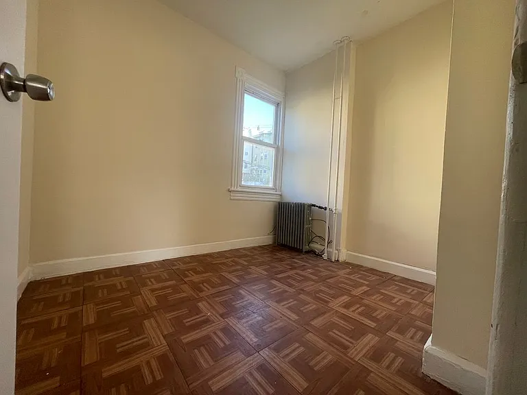 11 Garfield St #2 — Photo 6