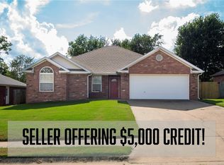 218 Hailey Dr, Centerton, AR 72719