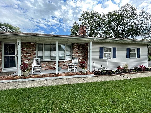 2nd image of 365 Kildare Dr