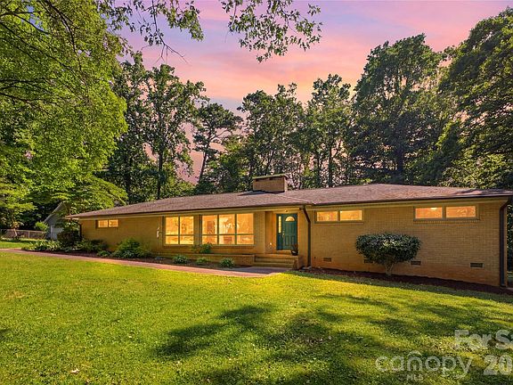 2nd image of 7008 Linda Lake Dr