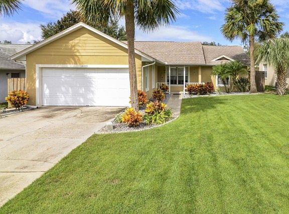 2nd image of 10333 Madison Park Ct
