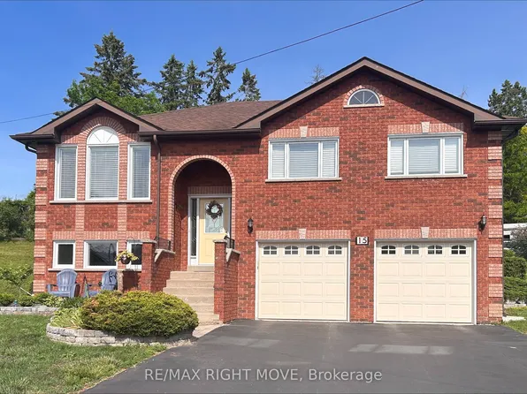 15 Watson Ct, Orillia, ON L3V 7S5