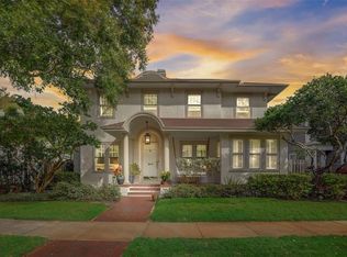 445 17th Ave NE, Saint Petersburg, FL 33704
