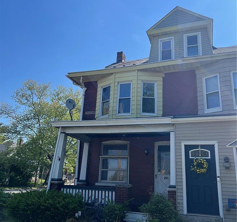 1st image of 744 8th Ave