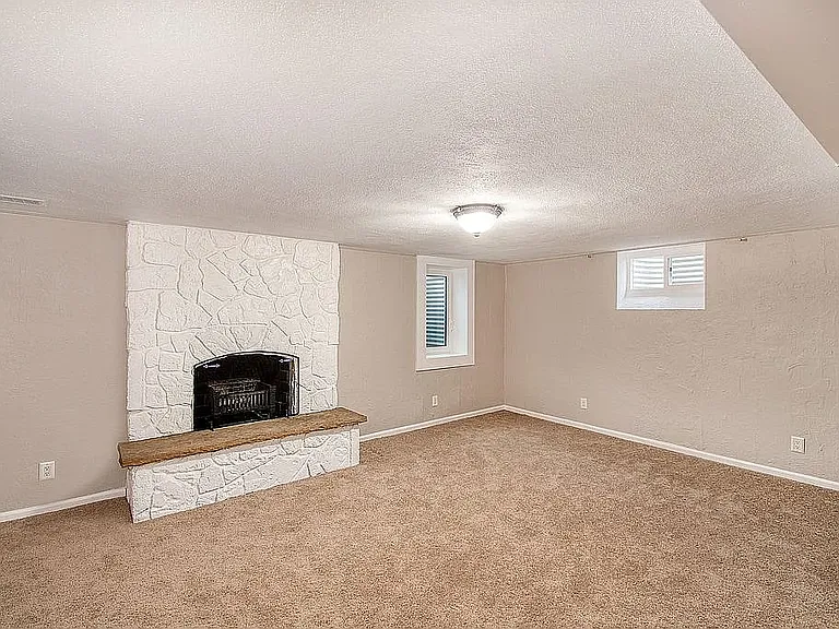 5520 E 6th Avenue Pkwy — Photo 18