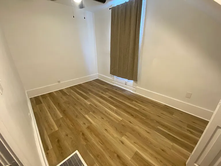 3119 Portland Ave #1 — Photo 6