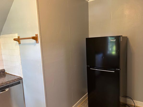 126 Rochambeau Ave FLOOR 2, Providence, RI 02906
