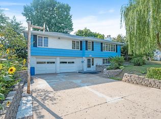 8800 3rd Ave S, Bloomington, MN 55420