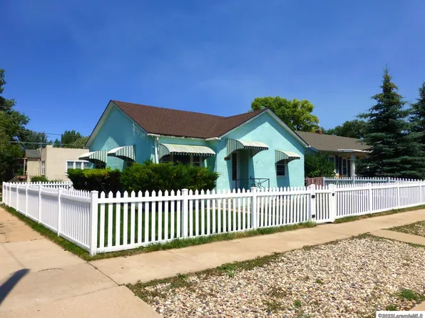 803 E Gibbon St, Laramie, WY 82072