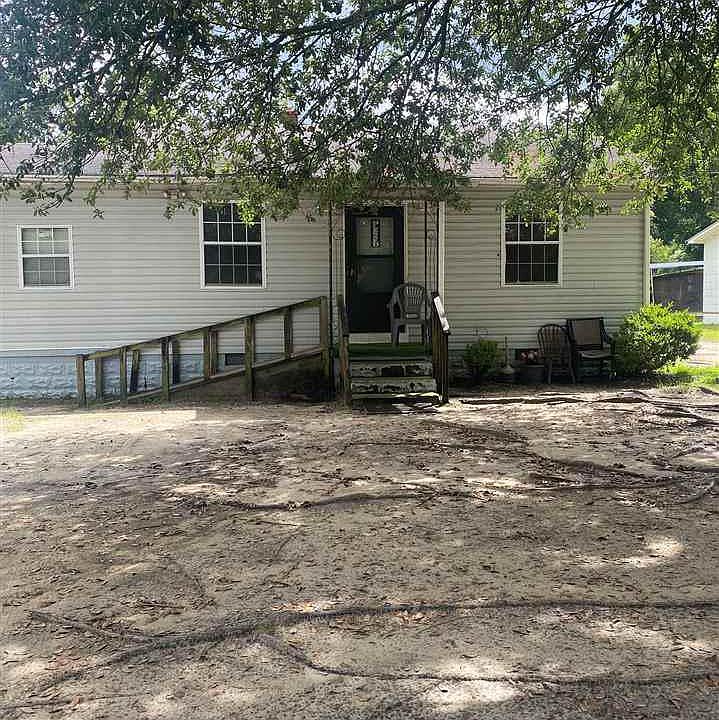 2nd image of 807 Central Ave