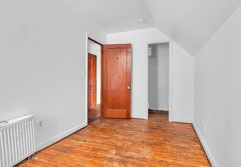 Bedroom 2 - Next to kitchen