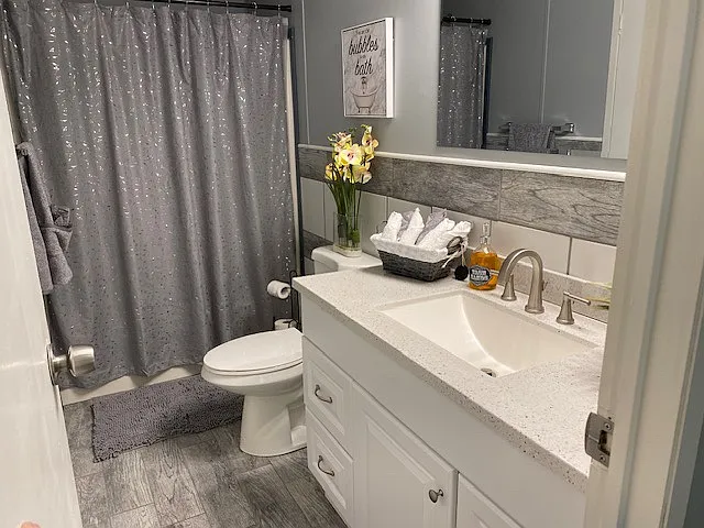 713 Diamond Loop — Photo 11