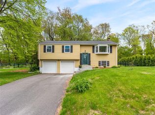 12 Alpert Dr, Vernon, CT 06066