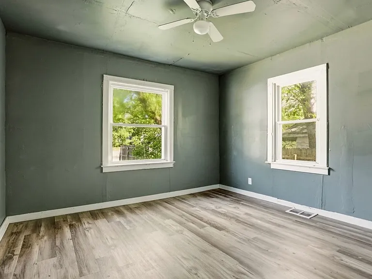 332 Bullock St — Photo 7