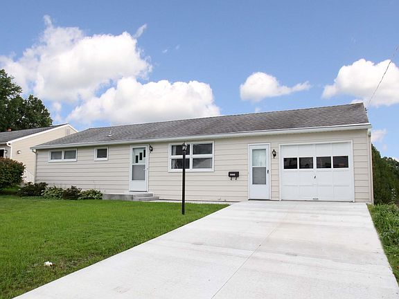 2nd image of 2714 Smith Dr