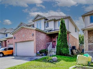 187 Huck Cres W, Kitchener, ON N2N0A3