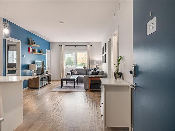 2nd image of 4830 Cedar Ridge Pl #112