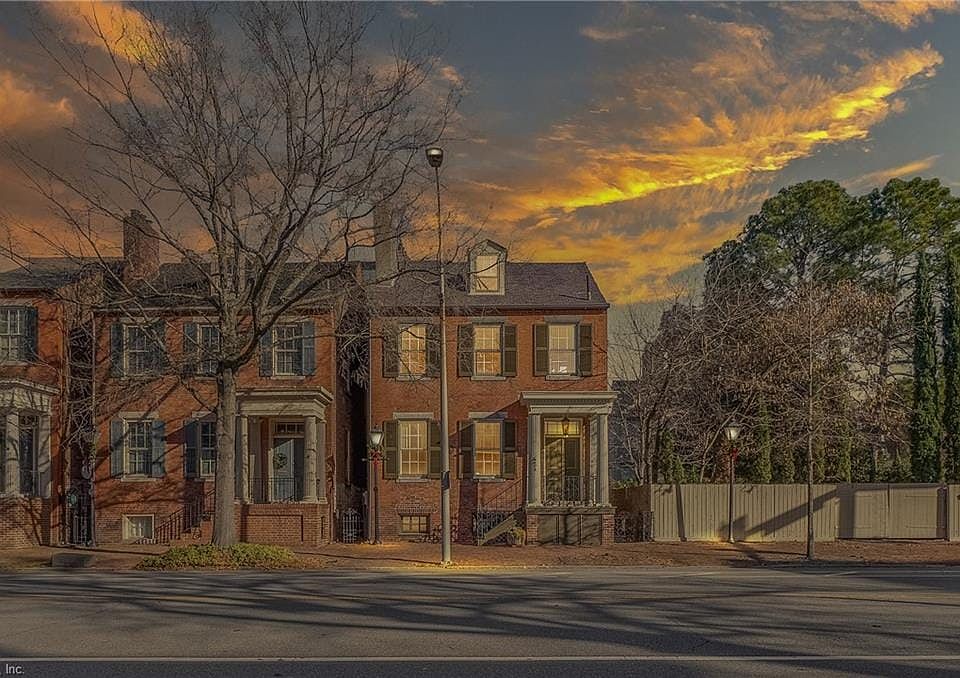 1st image of 421 Crawford St