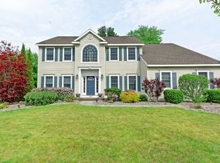 2014 Dobie Ln, Schenectady, NY 12303